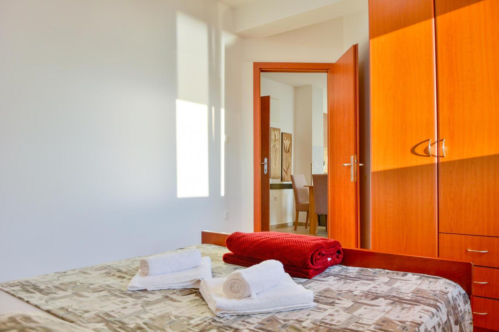 Sea View Apartment Sveti Juraj Ngoại thất bức ảnh